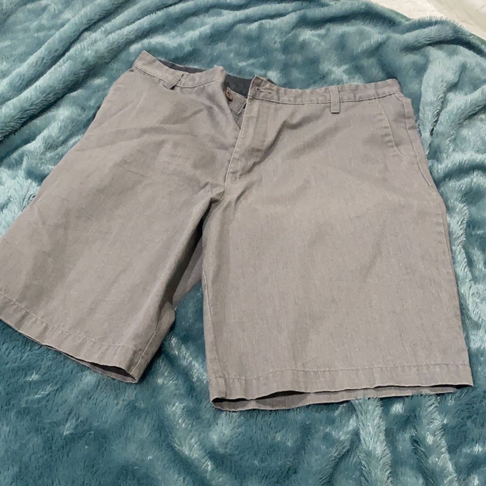 Men’s size 36 shorts